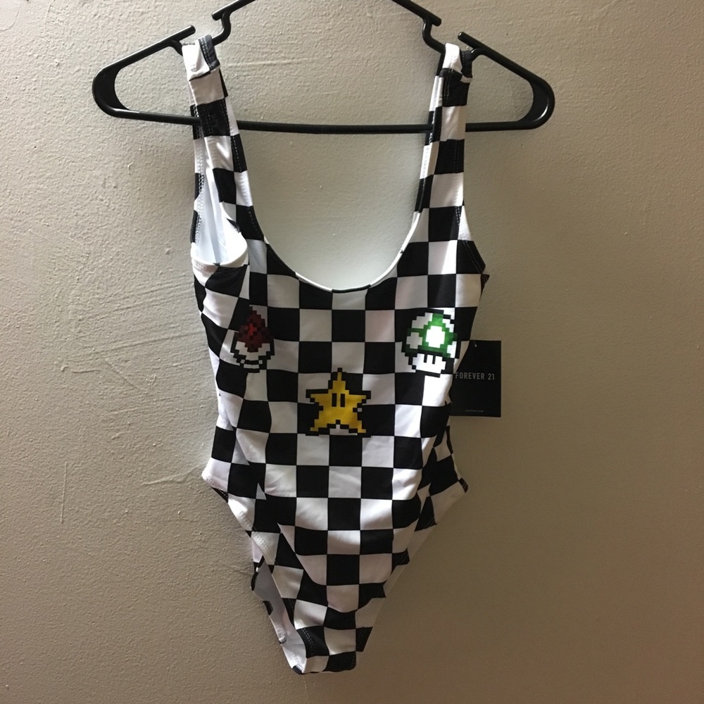 CHECKER BLACK & WHITE SMALL FOREVER 21 BODYSUIT